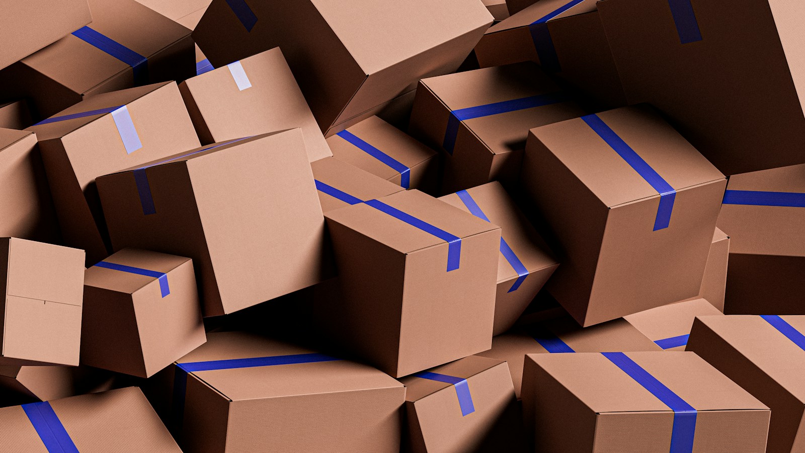 Caixas de papelão organizadas para mudança
